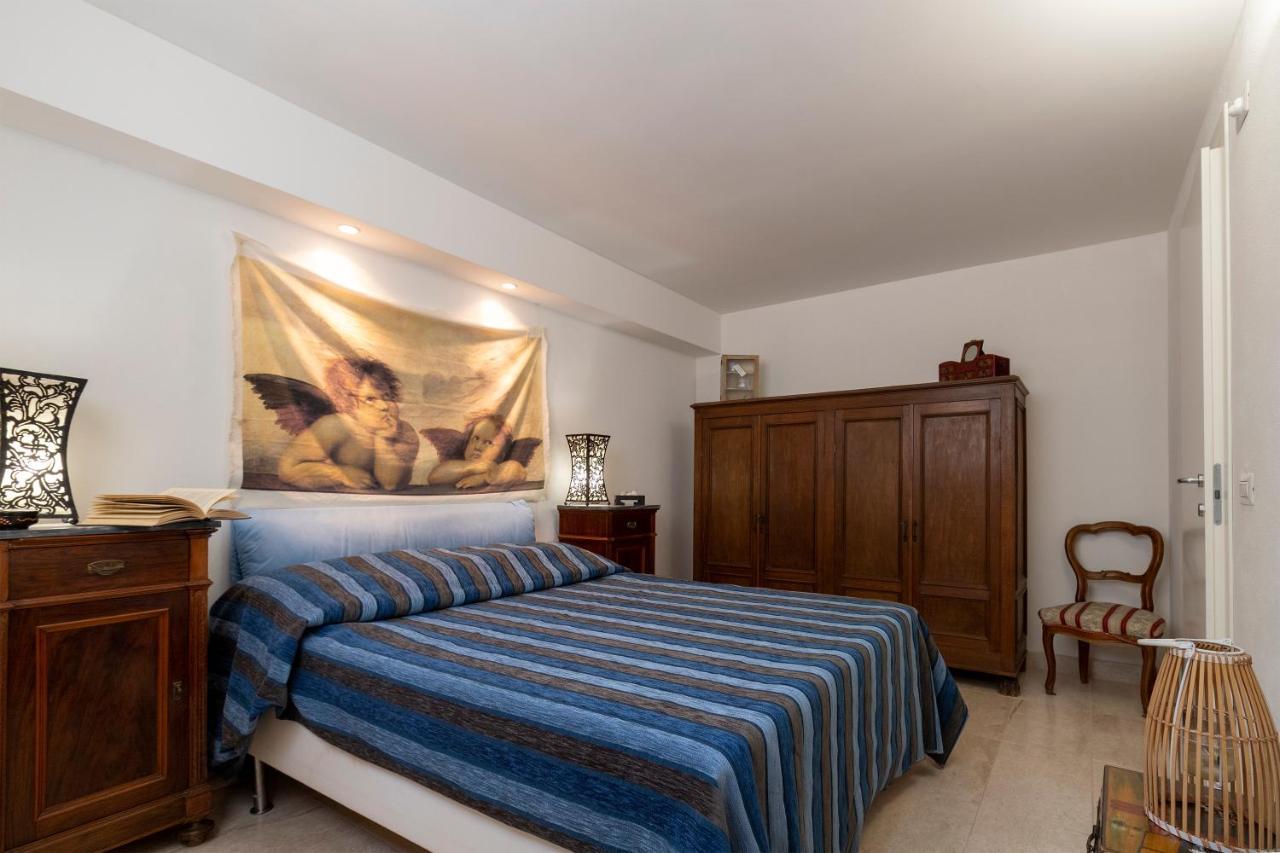 Charming Seafront Apartment With Garden And Patio 费尔蒂利亚 外观 照片