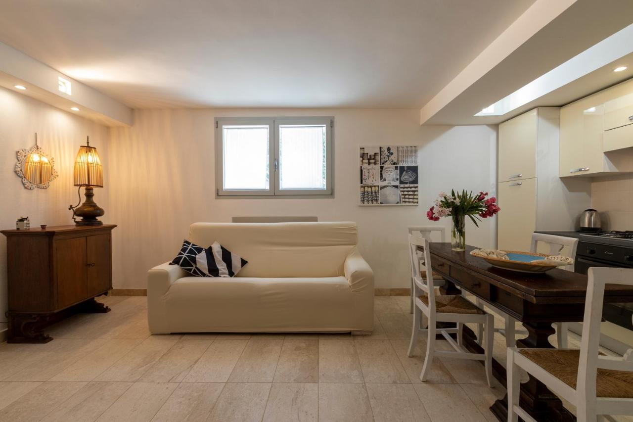 Charming Seafront Apartment With Garden And Patio 费尔蒂利亚 外观 照片