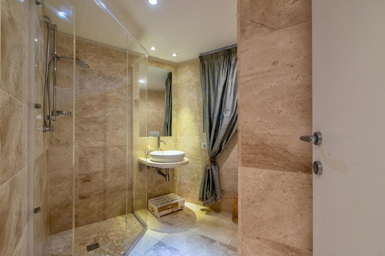 Charming Seafront Apartment With Garden And Patio 费尔蒂利亚 外观 照片