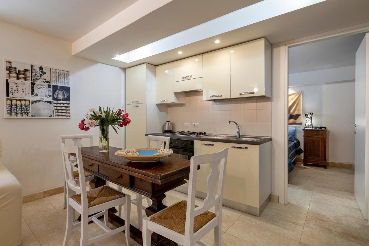 Charming Seafront Apartment With Garden And Patio 费尔蒂利亚 外观 照片